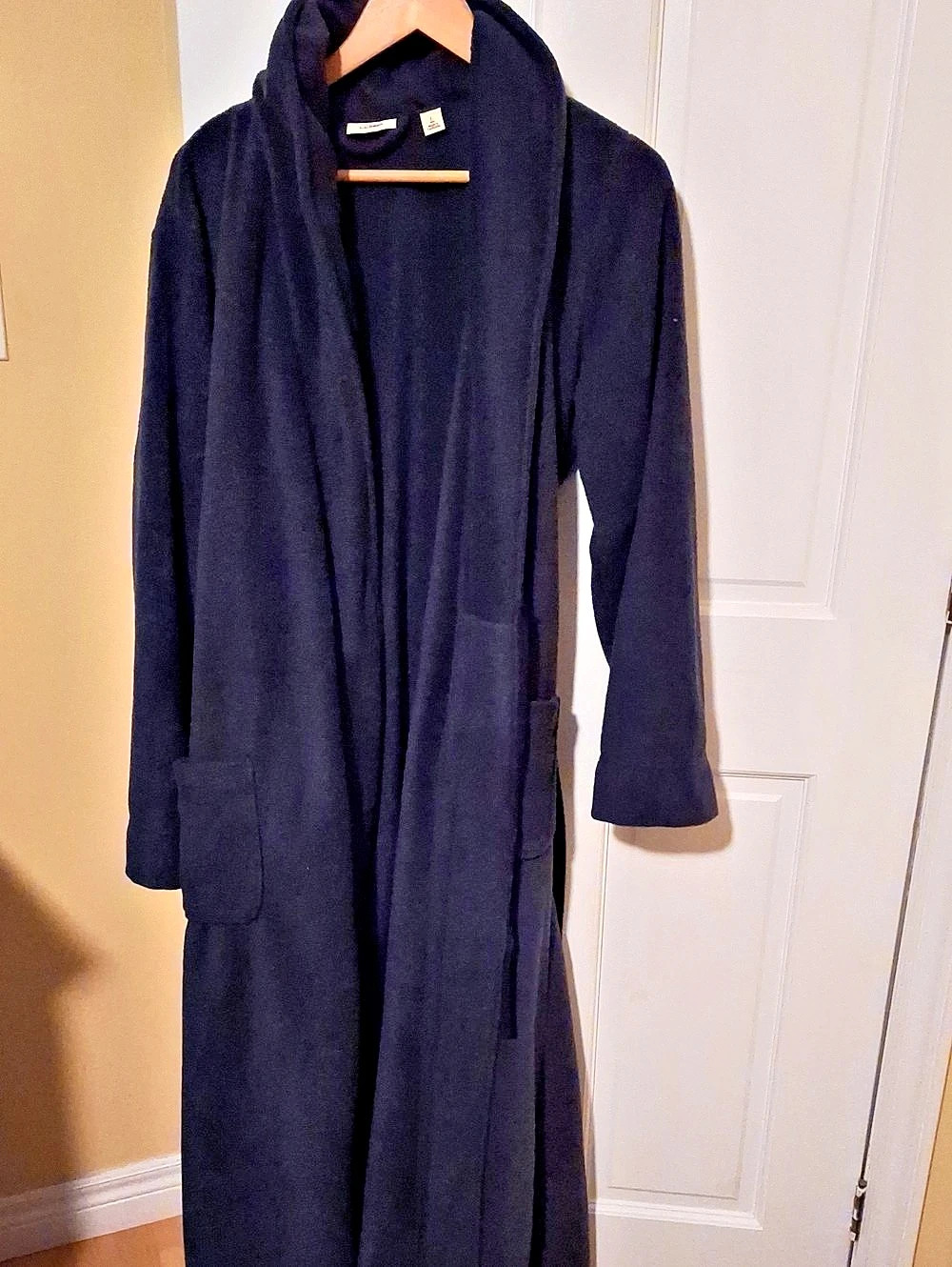 L.L.Bean Long Navy Robe Like New